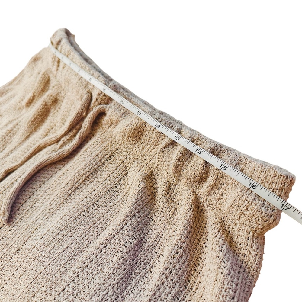 H&M Women’s Tweed Jacquard Beach Shorts Nude Beige High Rise - Size Large - Picture 5 of 8